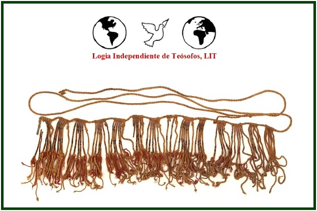 Muestra de khipu andino antiguo con nudos de colores de la época del Incario